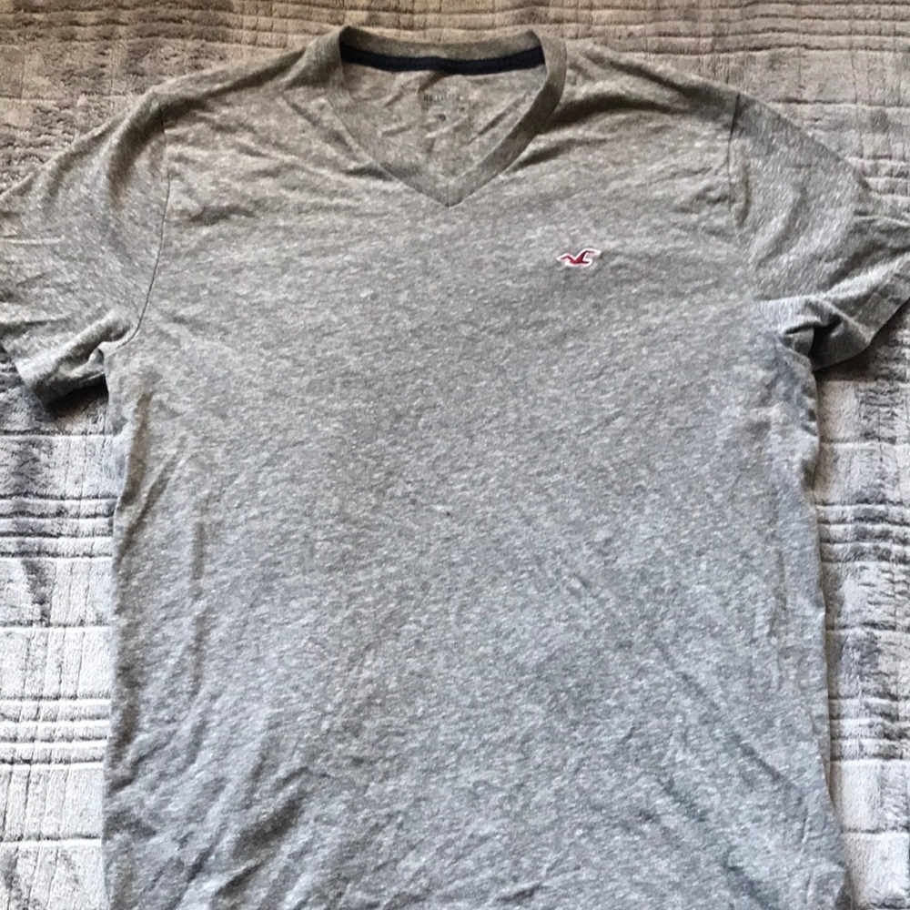 Hollister V neck